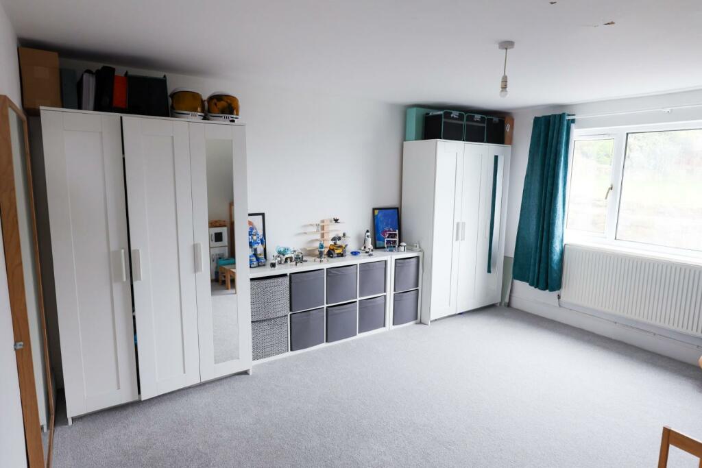 Additional image 9 of The Duchy, Church Close, Ogmore-By-Sea, Vale Of Glamorgan, CF32 0PZ