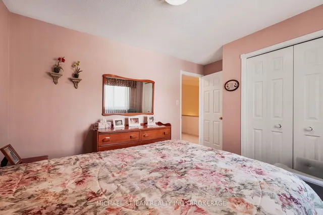 Additional image 28 of 38 Elora Dr Unit 19