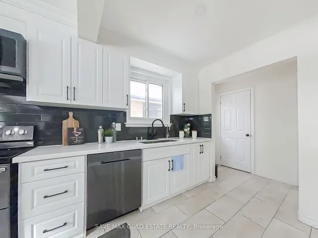 Additional image 11 of 122 Hazelglen Dr