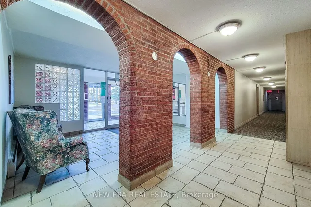 Additional image 8 of 851 Queenston Rd Unit 505