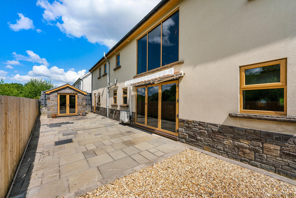 Additional image 35 of Moss Place, Aberdare