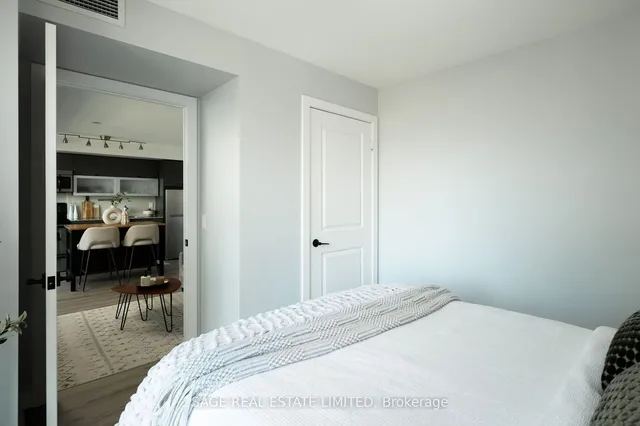 Additional image 16 of 100 Western Battery Rd Unit 601