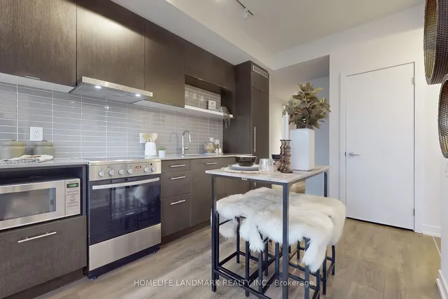 Additional image 8 of 365 Church St Unit 2301