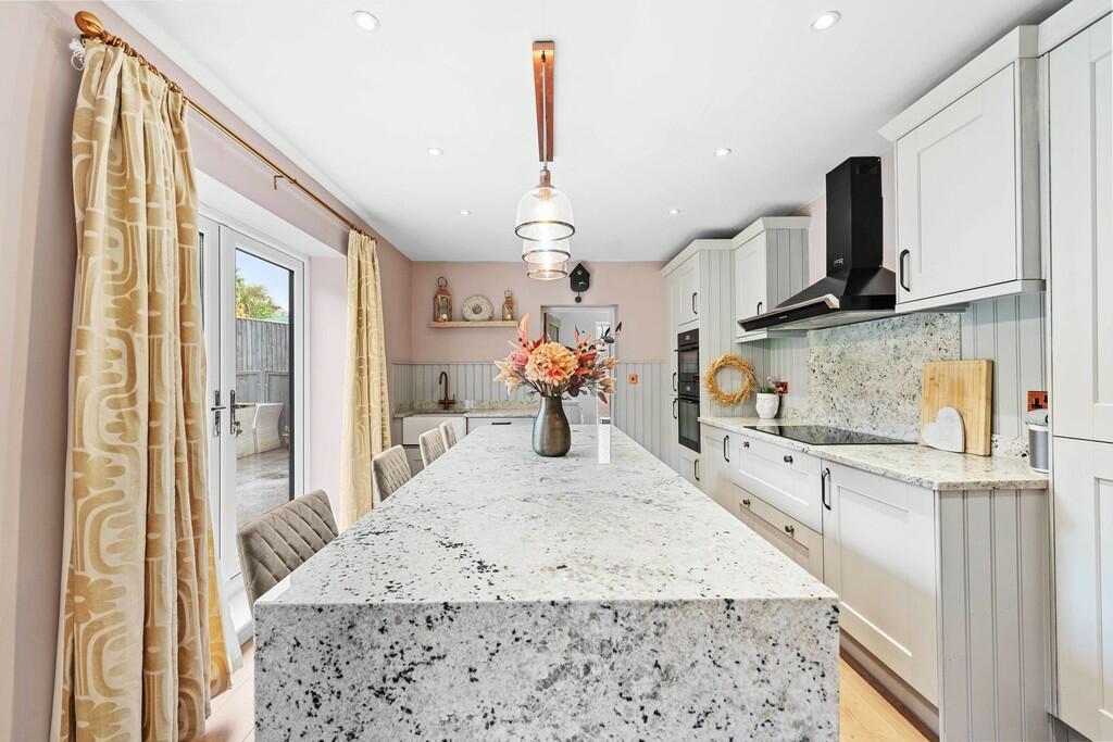 Additional image 23 of Llantrisant Road, Groesfaen