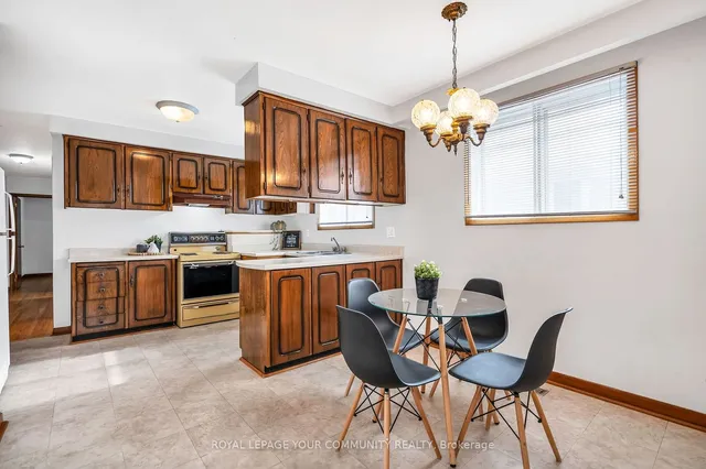 Additional image 14 of 21 Clipper Rd