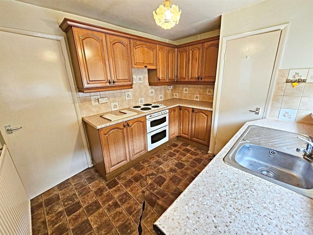 Additional image 5 of Graig-Yr-Helfa Road, Pontypridd