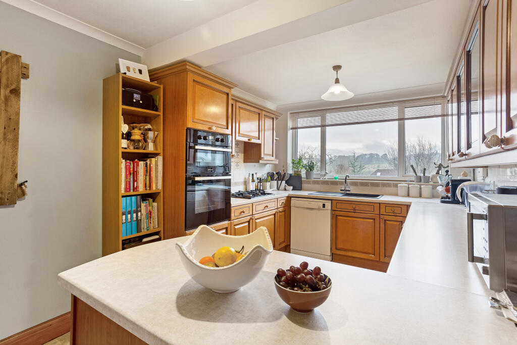 Additional image 5 of Manor Road, Wheathampstead, AL4