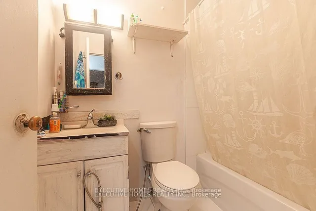 Additional image 21 of 1690 Victoria Park Unit 204