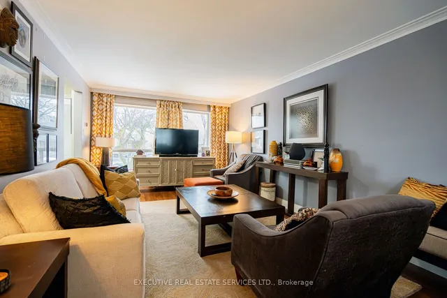 Additional image 10 of 47 Foxrun Ave