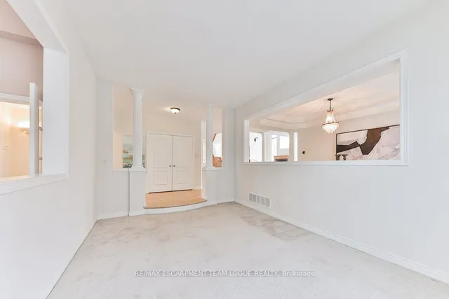 Additional image 8 of 4323 Clubview Dr