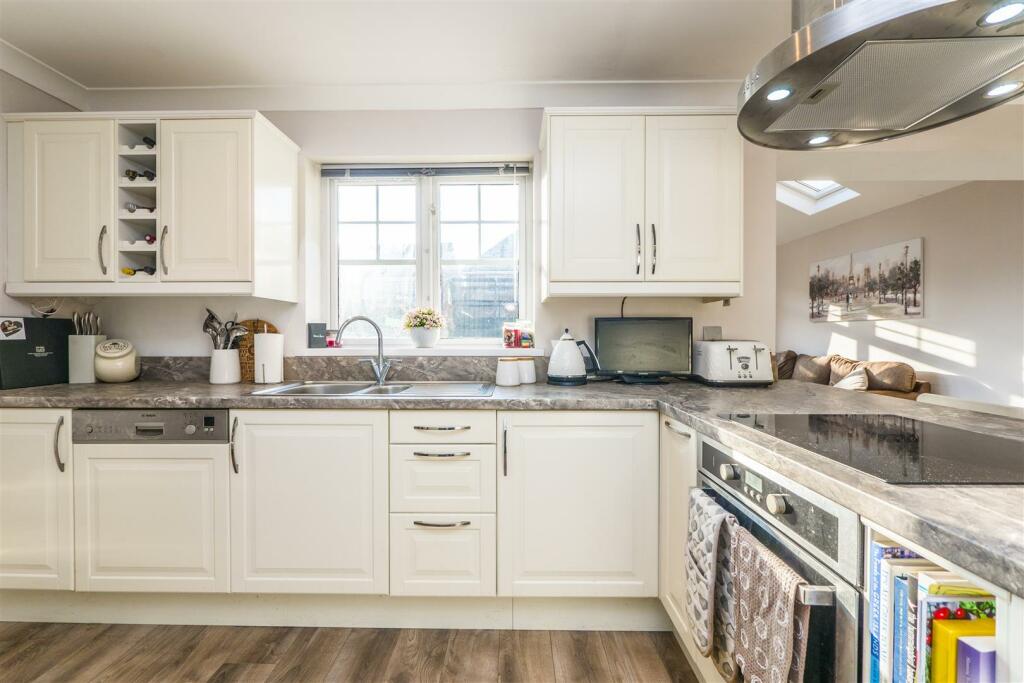 Additional image 8 of Llys Y Coed, Barry