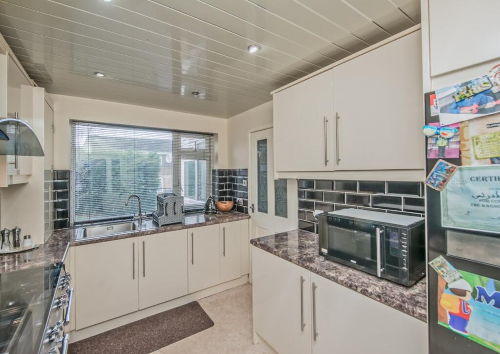 Additional image 8 of Glenrose Drive, Lidget Green, Bradford, BD7