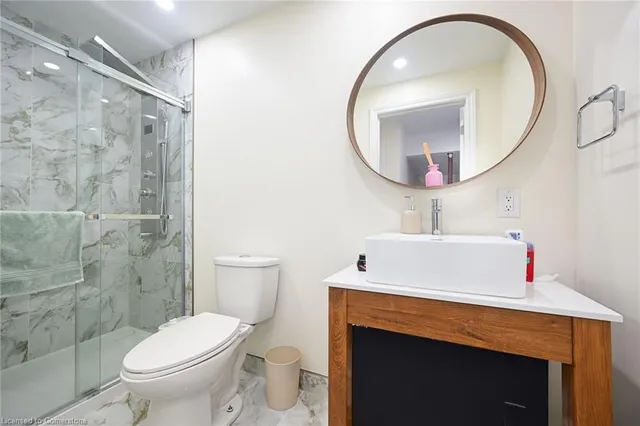 Additional image 15 of 35 Shadyglen Dr