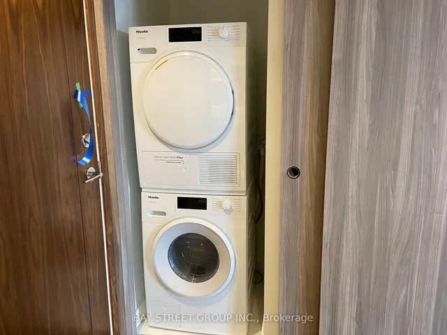 Additional image 11 of 85 McMahon Dr Unit 1006