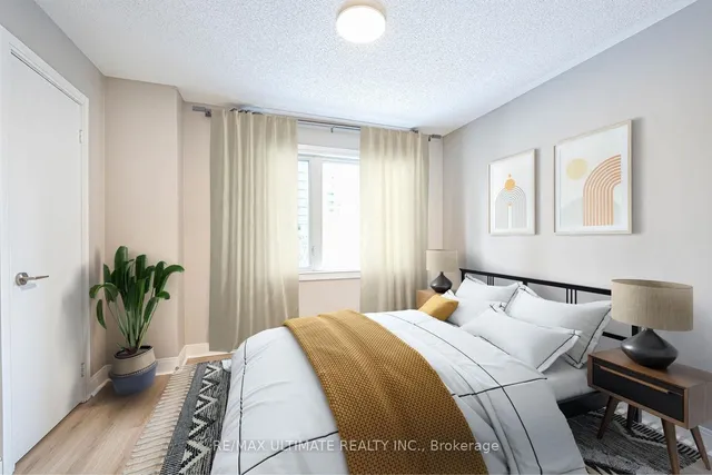 Additional image 16 of 330 Village Green Sq Unit TH06