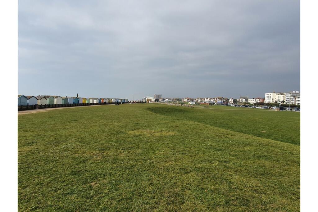 Additional image 26 of Brighton Road, Lancing, BN15