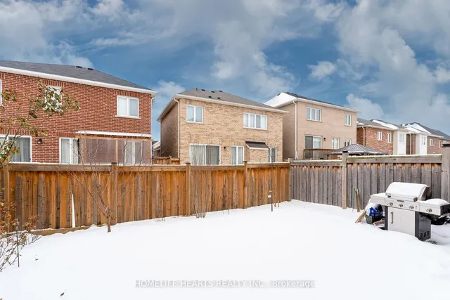 Additional image 6 of 915 Penson Cres