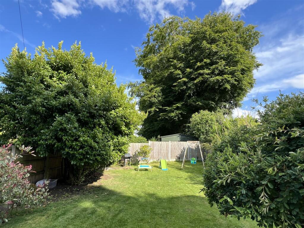 Additional image 28 of Barnston Road, Heswall, Wirral