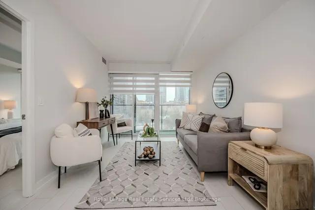 Additional image 4 of 19 Western Battery Rd Unit 310