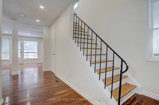 Additional image 9 of 38 Applegate Cres