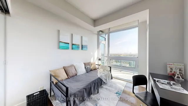 Additional image 20 of 26 Norton Ave Unit 1803