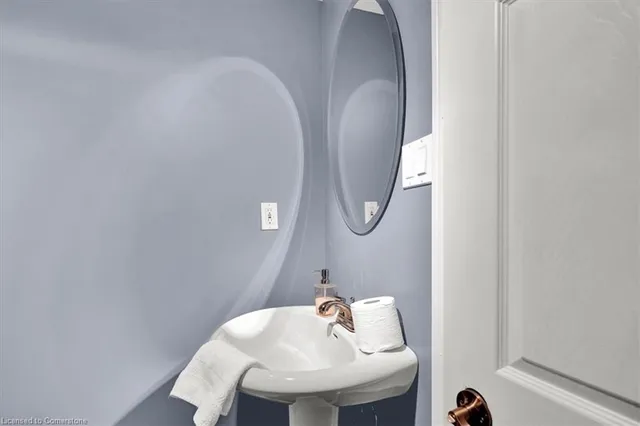 Additional image 22 of 13 Treeview Crt