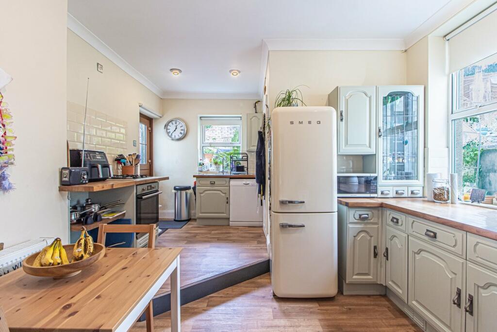 Additional image 9 of Lan Park Road, Pontypridd, CF37