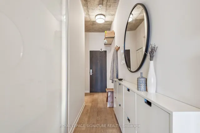 Additional image 8 of 201 Carlaw Ave Unit 702