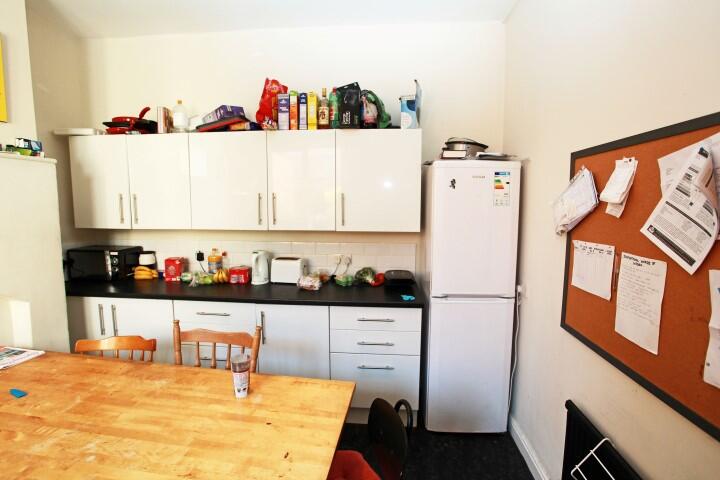 Additional image 5 of STUDENTS - NEW STATION ROAD, FISHPONDS