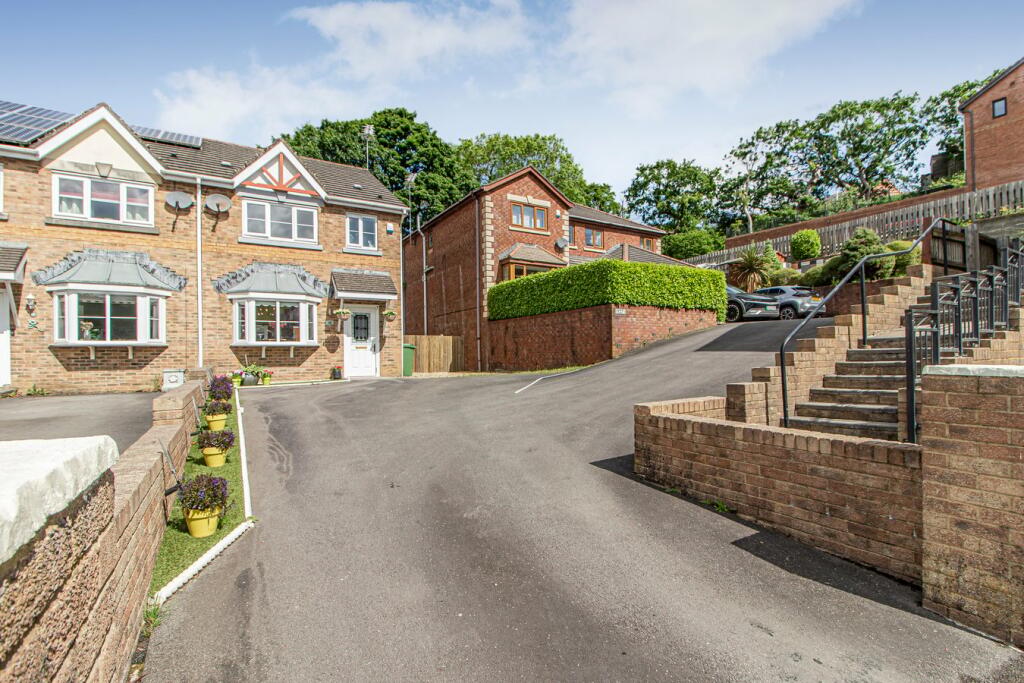 Additional image 26 of Gwern Heulog, Tonyrefail, Porth, CF39