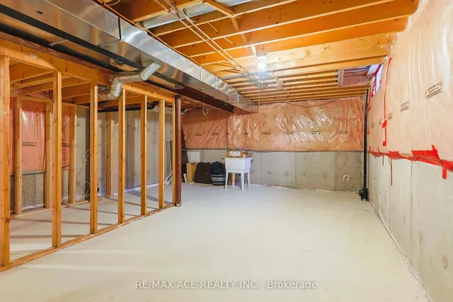 Additional image 36 of 46 Bridgenorth Cres