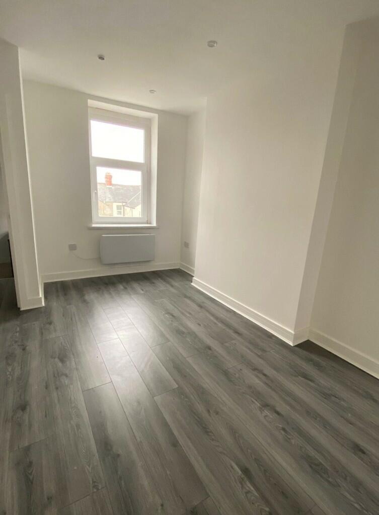 Additional image 11 of High Street, Barry, Vale Of Glamorgan, The, CF62