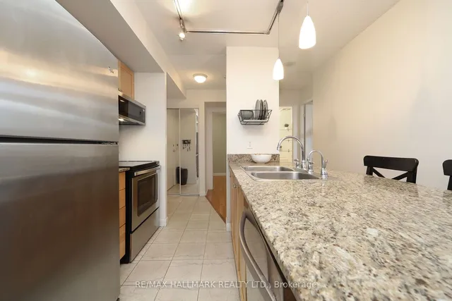 Additional image 8 of 313 Richmond St Unit 1453