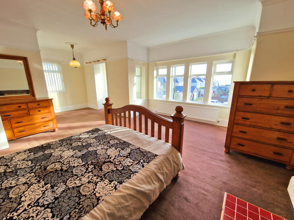 Additional image 17 of BLUNDELL AVENUE, PORTHCAWL, CF36 3YY