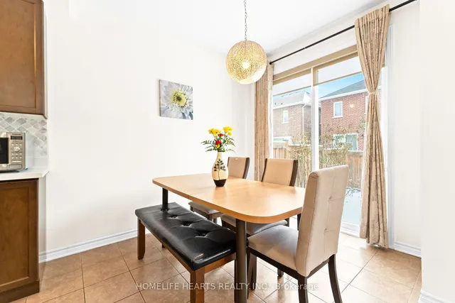 Additional image 15 of 915 Penson Cres