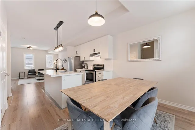 Additional image 11 of 219 Dundas St Unit 13