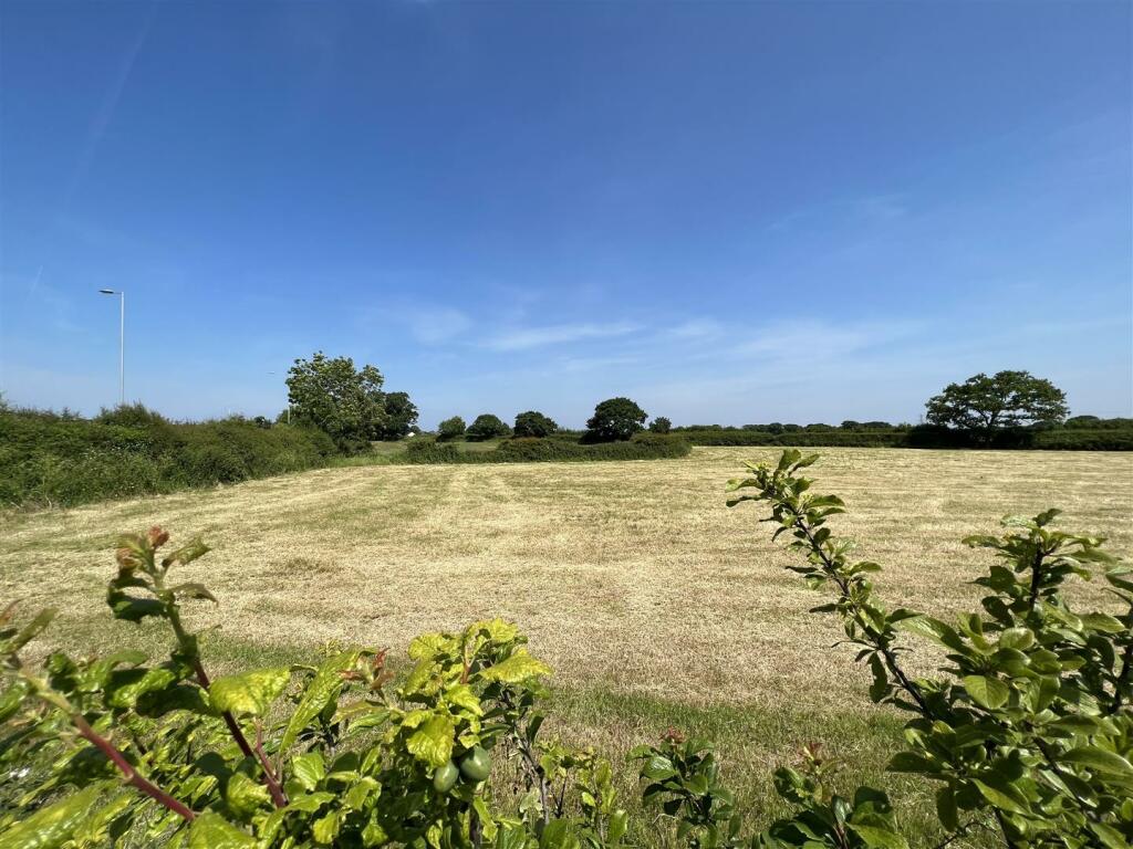 Additional image 23 of Barnston Road, Heswall, Wirral