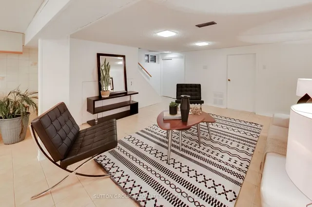 Additional image 25 of 325 Lauder Ave