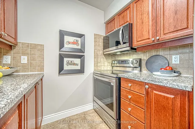 Additional image 8 of 15 Greenview Ave Unit 2503