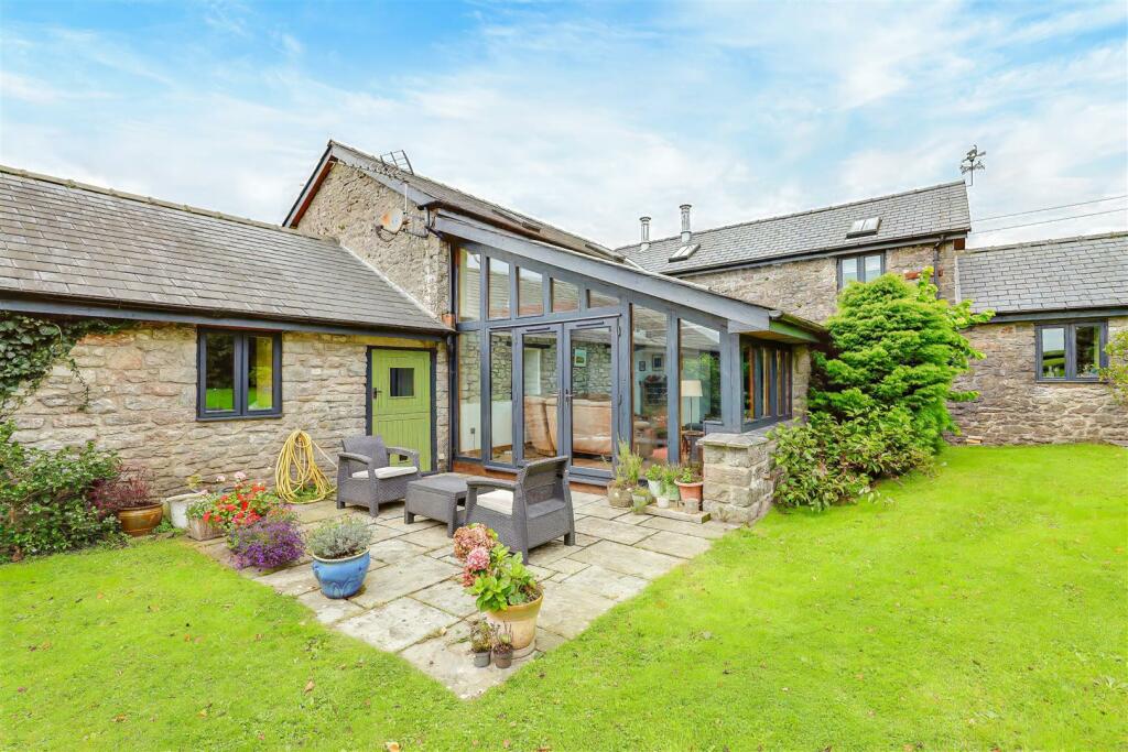 Additional image 9 of Kwisha, The Germonds, Watery Lane, Welsh St Donats, CF71 7SS