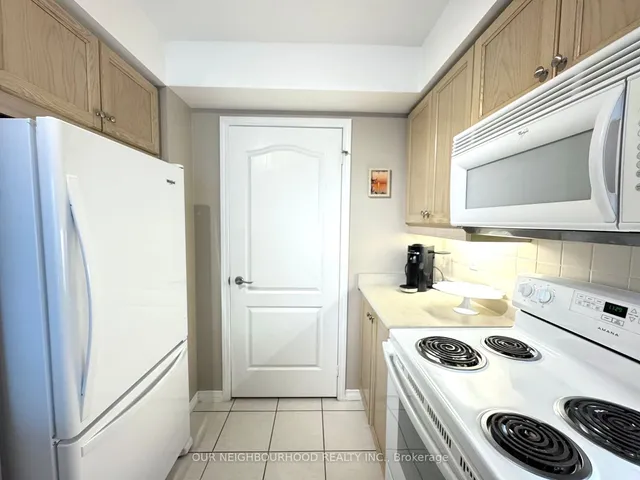 Additional image 6 of 205 The Donway W Unit 320