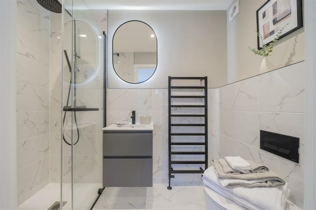 Additional image 31 of Telegraph Road, Heswall, Wirral