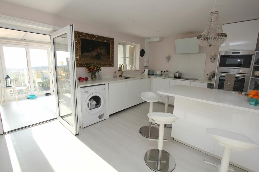 Additional image 20 of Heol Y Dryw, Rhoose Point, CF62 3LR