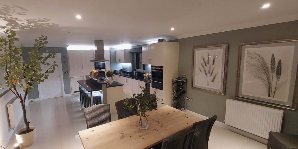 Additional image 27 of The Combe, Eastbourne, BN20 9DB