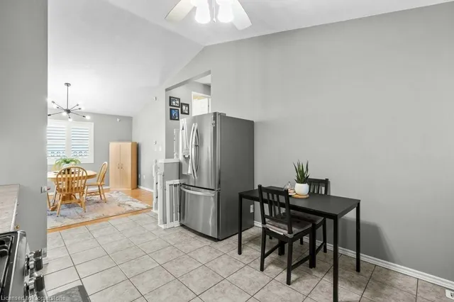 Additional image 16 of 73 Marion St