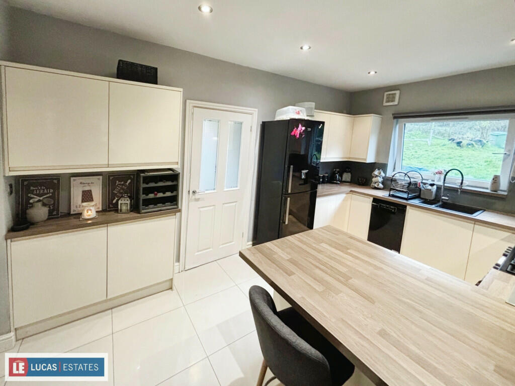 Additional image 10 of Maesycoed Terrace, Ystrad Mynach