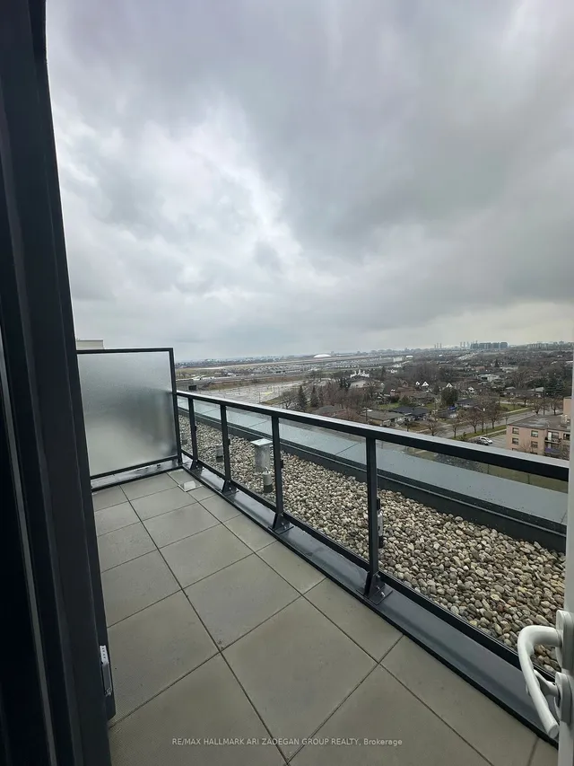 Additional image 13 of 500 Wilson Ave Unit *