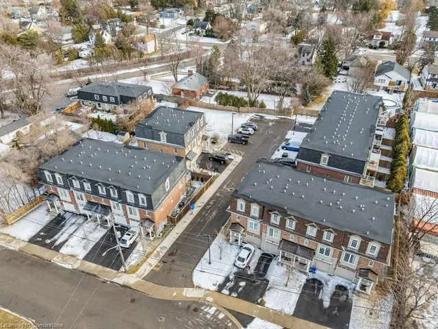 Additional image 44 of 2220 Queensway Dr Unit 13