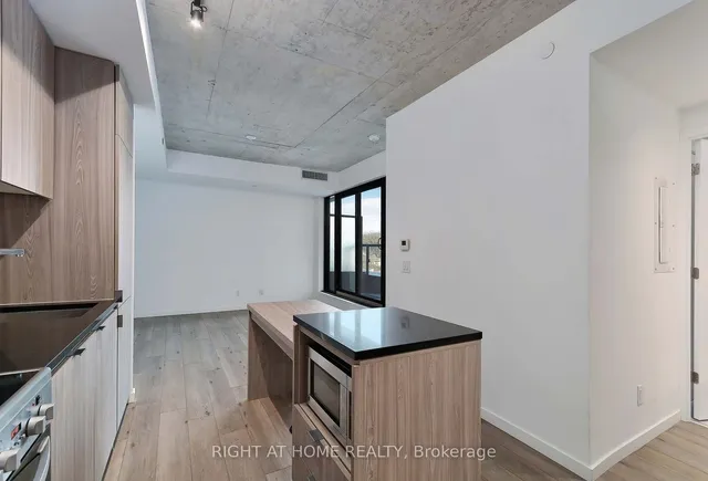 Additional image 11 of 7 Smith Cres Unit 301