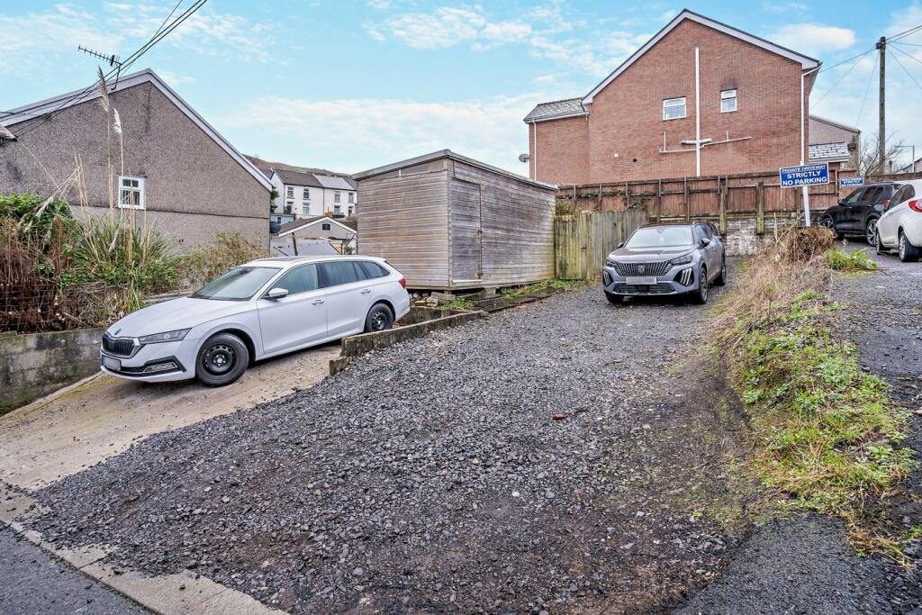 Additional image 16 of Cross Row, Tonypandy, CF40